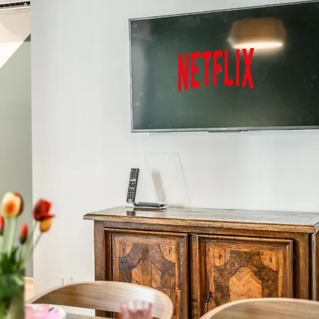 Casa Reno Centro Daire *